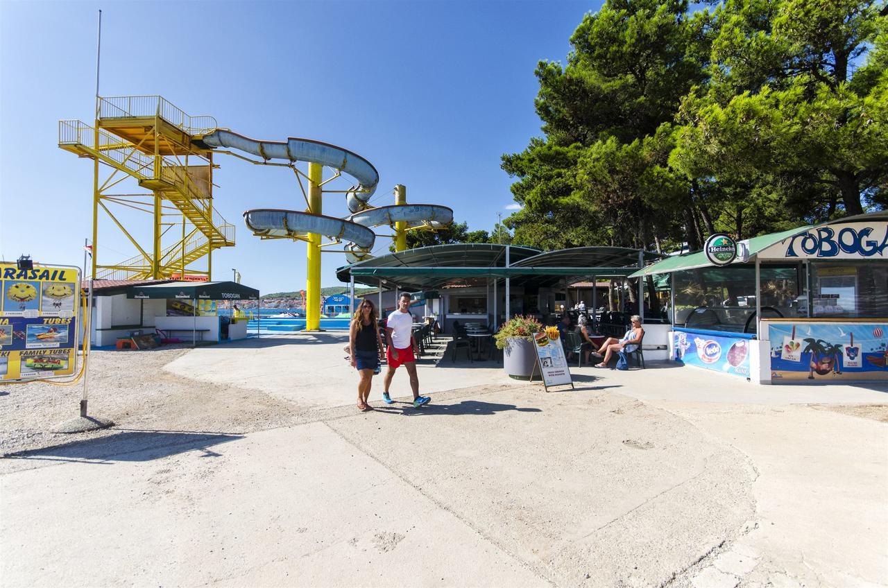 Apartments Marija Near Center Vodice Exterior foto